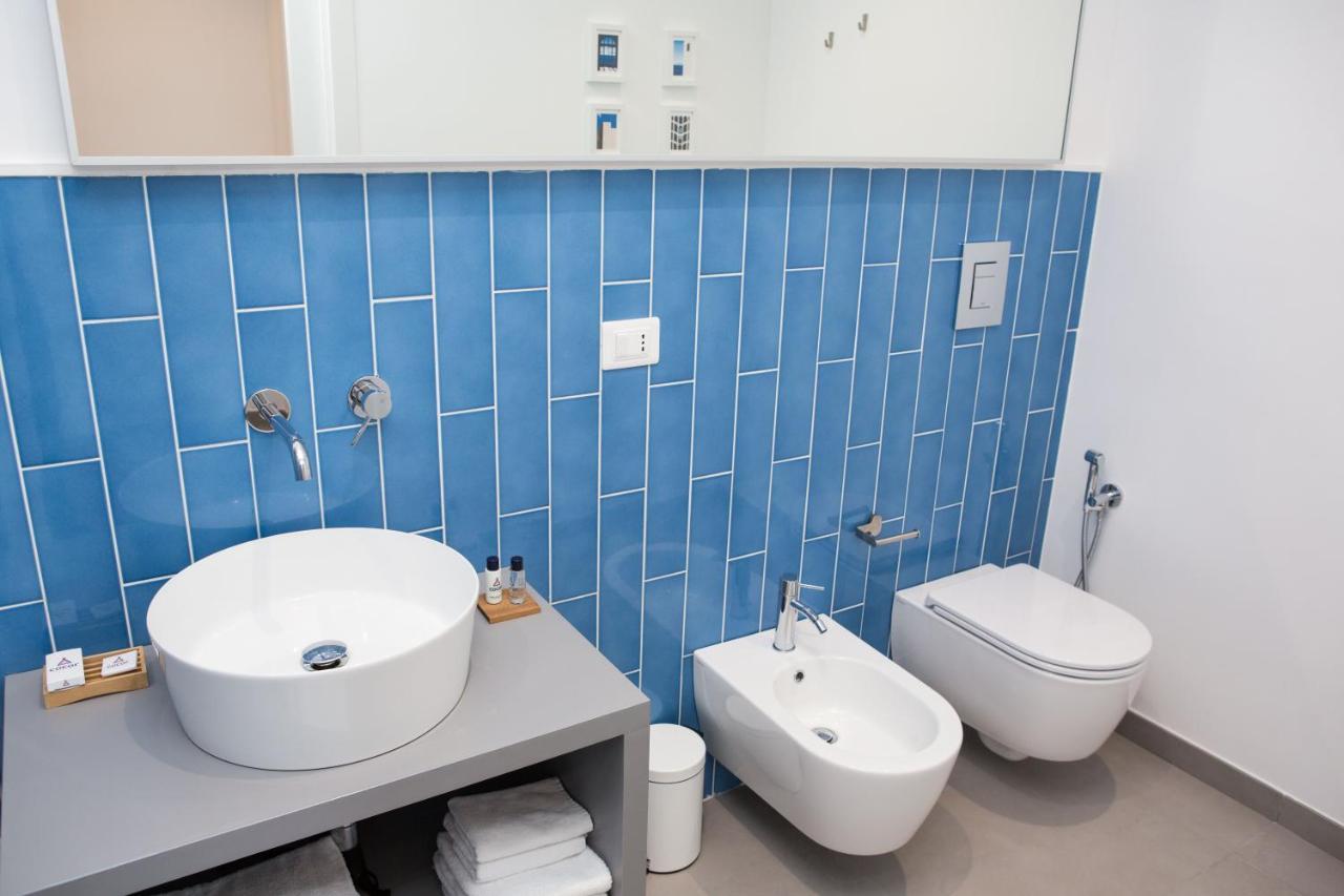 Cocor Suites&Design Napels Buitenkant foto